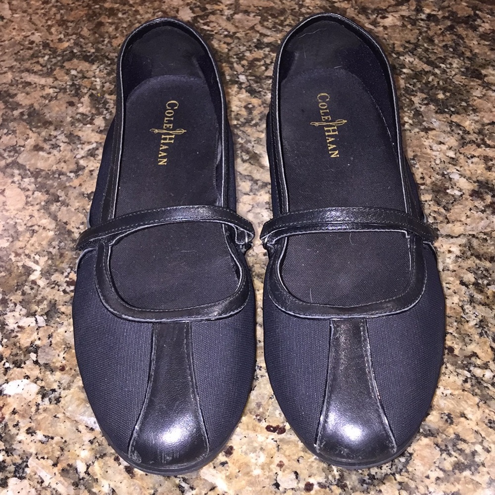 Black Cole Haan/Nike air slip ons